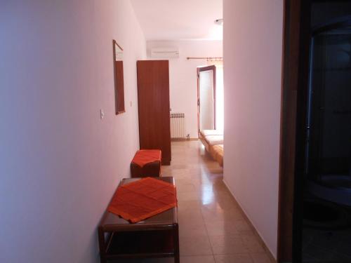 Triple Room Rovinj 13591a - image 10
