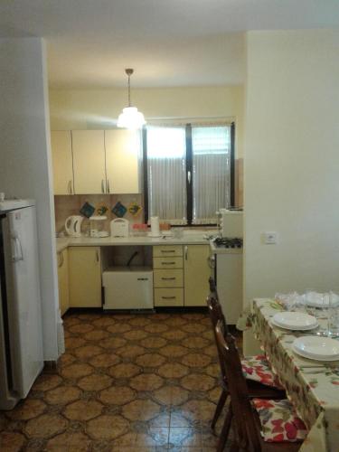 Apartments with a parking space Primosten - 13671 - image 8