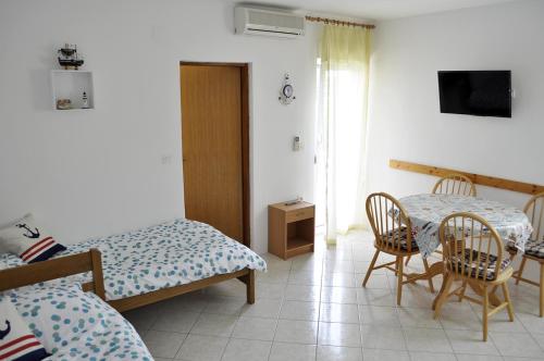 Apartment Vir 13686b - image 7