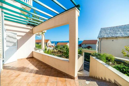 Apartments by the sea Bol Brac - 13665 - image 10