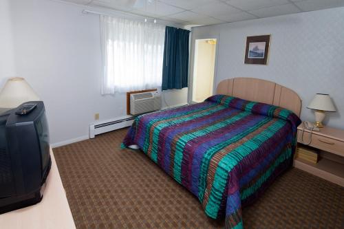 Crest Motel – Old Orchard Beach, ME