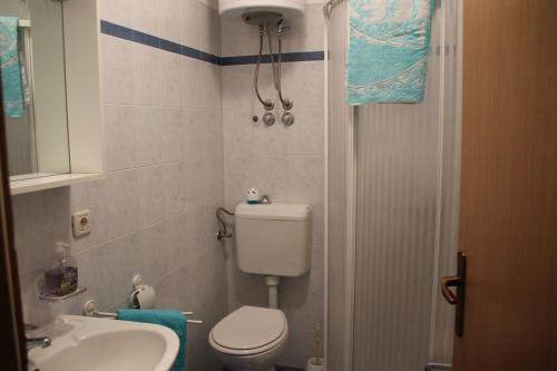Two-Bedroom Apartment with Terrace image 7