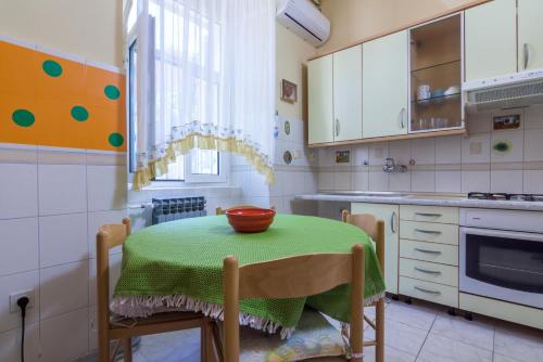 Apartments with WiFi Pula - 14582 - image 11