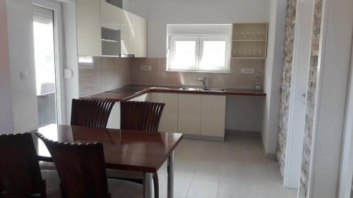 Apartment Bilo 14601a - image 3
