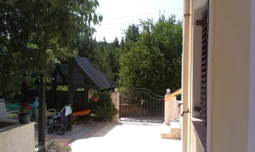 Family friendly seaside apartments Preko Ugljan - 14692 - image 9