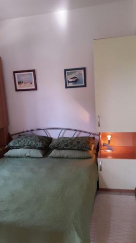 Family friendly seaside apartments Preko Ugljan - 14692 - image 12