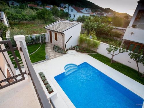 Holiday house with a swimming pool Preko Ugljan - 14707 - image 7