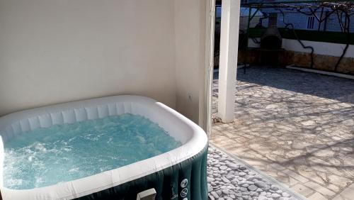 Seaside holiday house Vinisce Trogir - 14704 - image 5