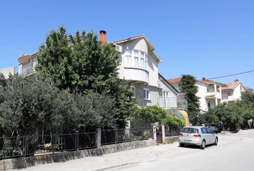 Apartments with a parking space Kastel Stafilic Kastela - 14714 Kaštela 