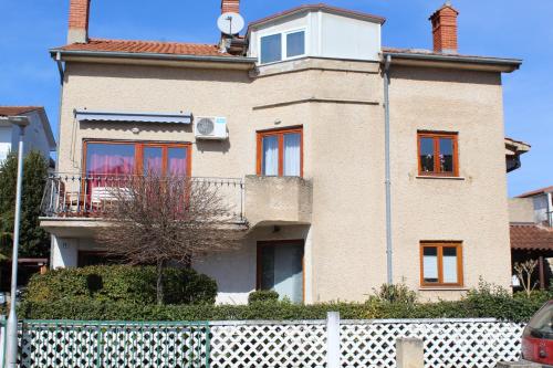  Apartments with WiFi Novigrad - 14743 in Novigrad