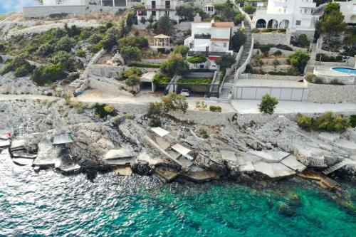 Family Friendly Seaside Apartments Sevid, Trogir - 14790, Marina
