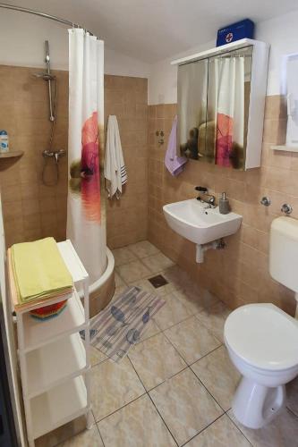 Family friendly seaside apartments Sevid Trogir - 14790 - image 8