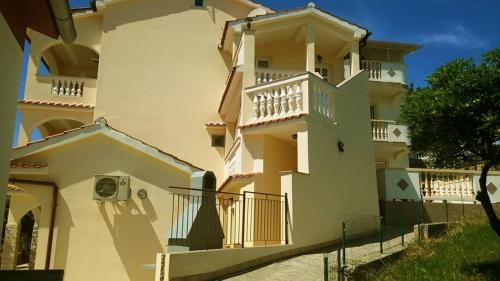  Apartment Lopar 14804a in Lopar