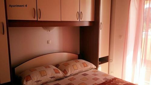 Apartments with WiFi Lopar Rab - 14804 - image 9