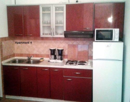 Apartments with WiFi Lopar Rab - 14804 - image 12