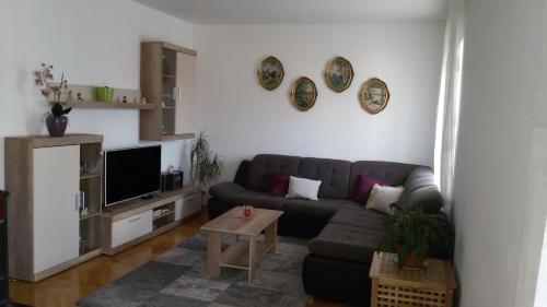 Apartments with WiFi Omis - 14843 - image 3