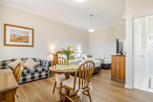 Ballina Heritage Inn in بالينا