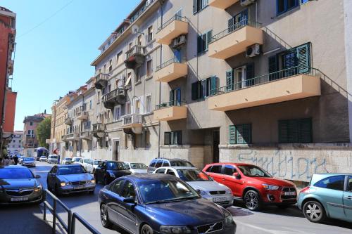 Apartments with WiFi Split - 14868 - image 4