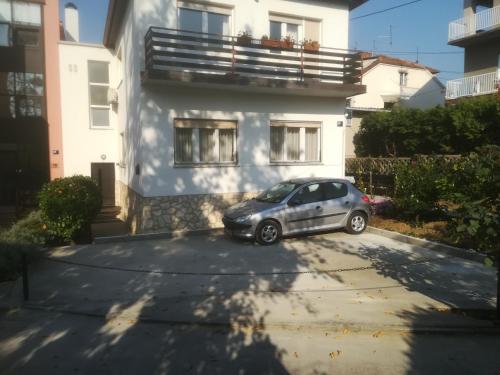 Apartments with a parking space Zagreb - 14890 - image 10
