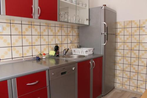 Apartments by the sea Mandre Pag - 14918 - image 10