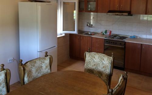 Family friendly apartments with a swimming pool Zadar - 14933 - image 11