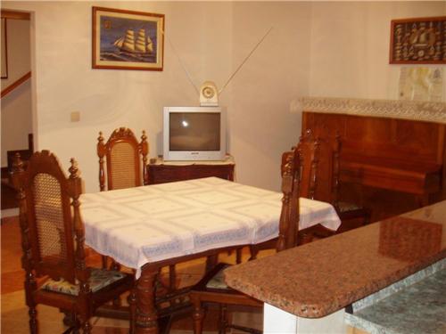 Apartments with a parking space Mali Losinj (Losinj) - 14944 - image 14