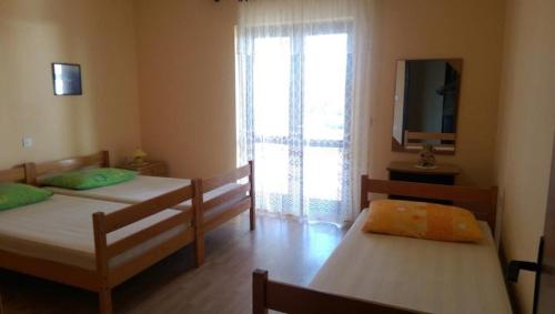 Apartments by the sea Kustici, Pag - 11757