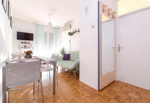 Apartments with WiFi Split - 15046 - image 6