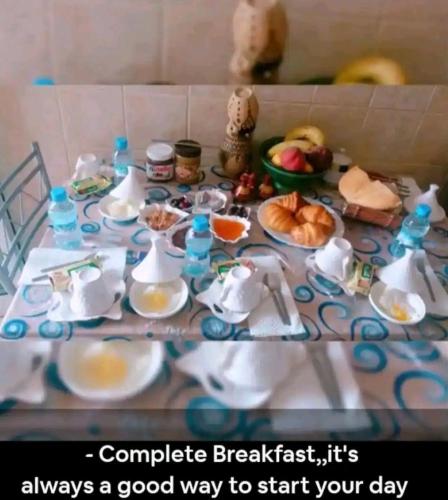 Ærtisticspace in the center 4Bunk Dormroom in Marshan