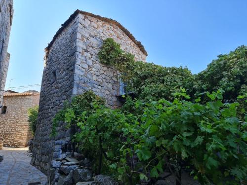  Traditional Stone House, Pension in Láyia bei Yerolimin