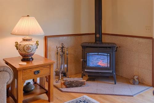 Elk Meadows House - image 9