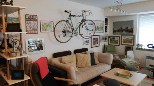 Beachfront home M&N with bicycles for every family