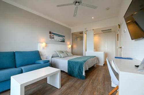 1 double bed, 1 sofa bed