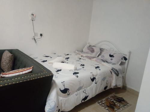Lux Suites Shooters Apartments Utawala Room Type - Queen Studio