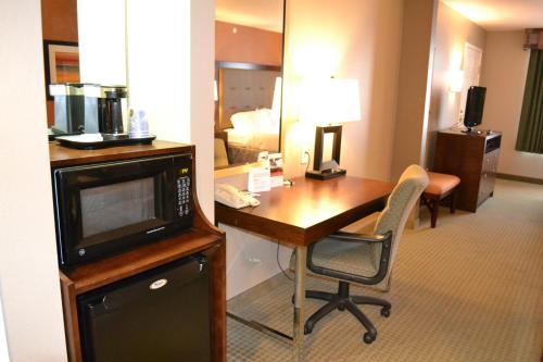 Holiday Inn Express & Suites Bozeman West, an IHG Hotel