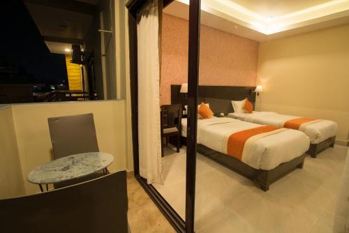 Double or twin room, deluxe, superior