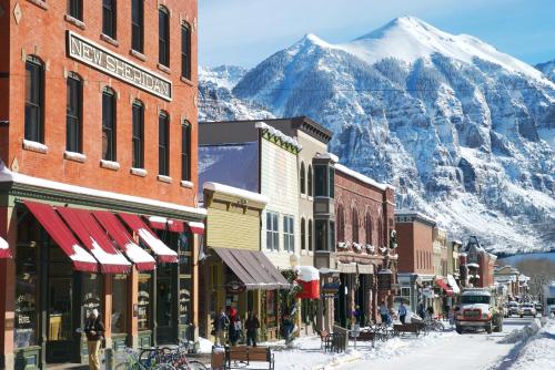 Mountain Lodge at Telluride