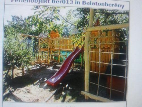 สนามเด็กเล่น, Bonita Apartman in บาลาตองเบเรนี
