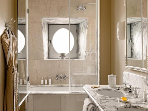 Saint James Paris - image 9