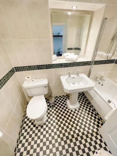 Ringwood Hall Hotel & Spa - image 4