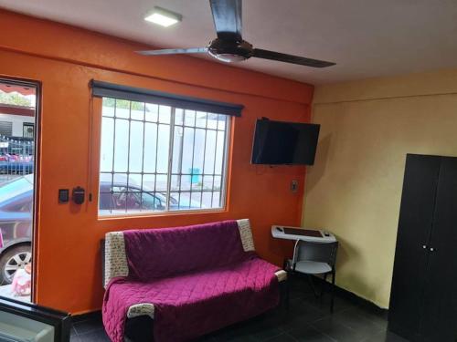 Super cheap Loft style apartment in Merida Wifi Smartv in Mérida, Mexico