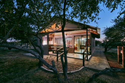 Manong Game Lodge in Lobatse