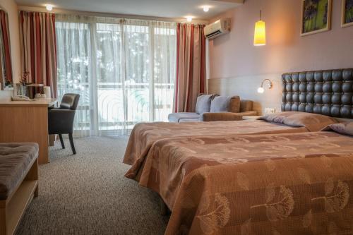 Hotel Sandy Beach - image 6