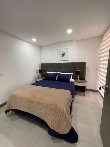Three-Bedroom Apartment room in Magnifico y Confortable Apartamento Amoblado