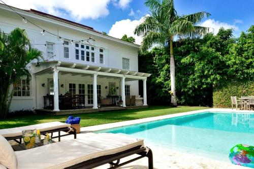 Villa Victoria