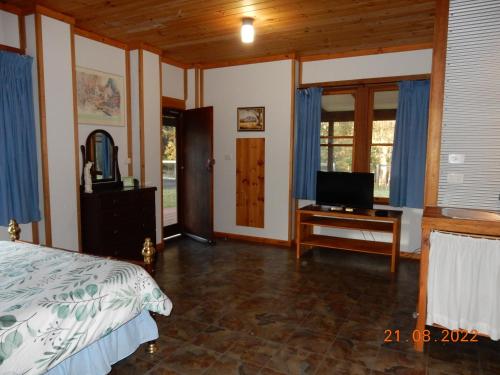 Self-contained Cabin 10 min to Huskisson