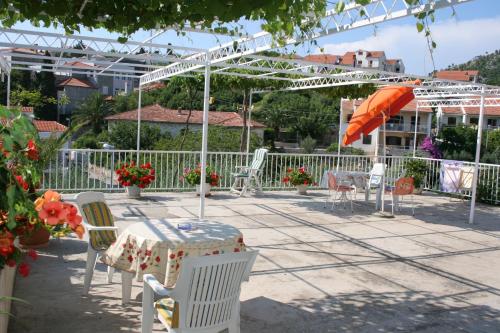Double Room Hvar 141b - image 11