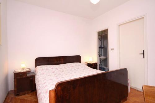 Double Room Hvar 141b - image 13