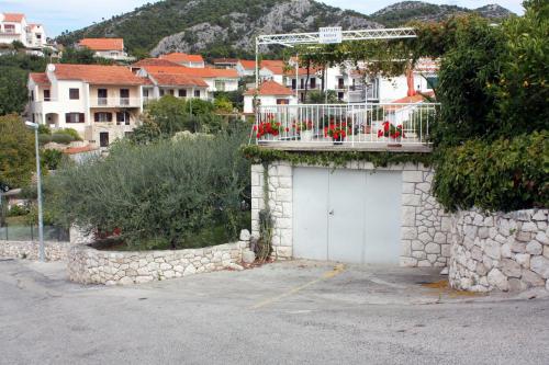 Triple Room Hvar 141a - image 11