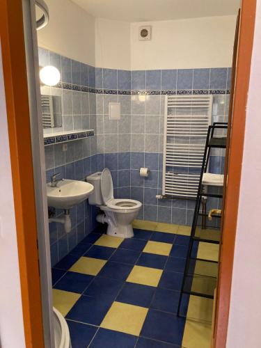 Apartment with Shower